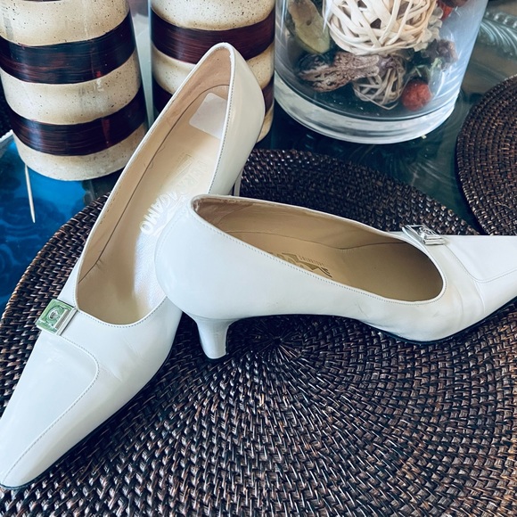 Salvatore Ferragamo shoe - Picture 2 of 5